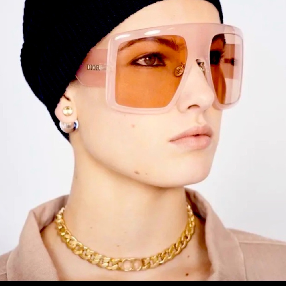 Beautiful Chocker
